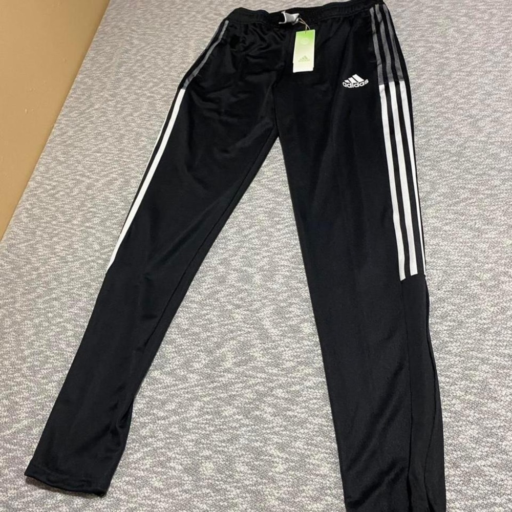 Adidas black track pants with white stripes  NWT youth XL (15-17Y). SKU-A327
